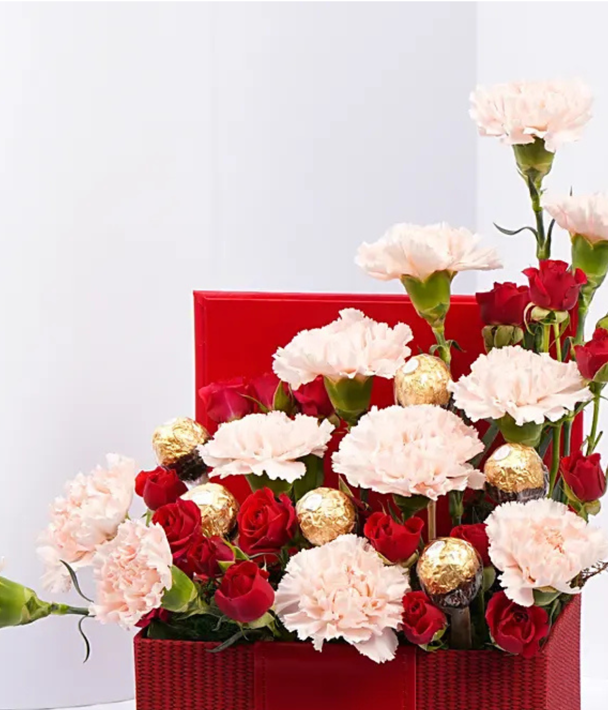 Golden Petals & Rochers Box