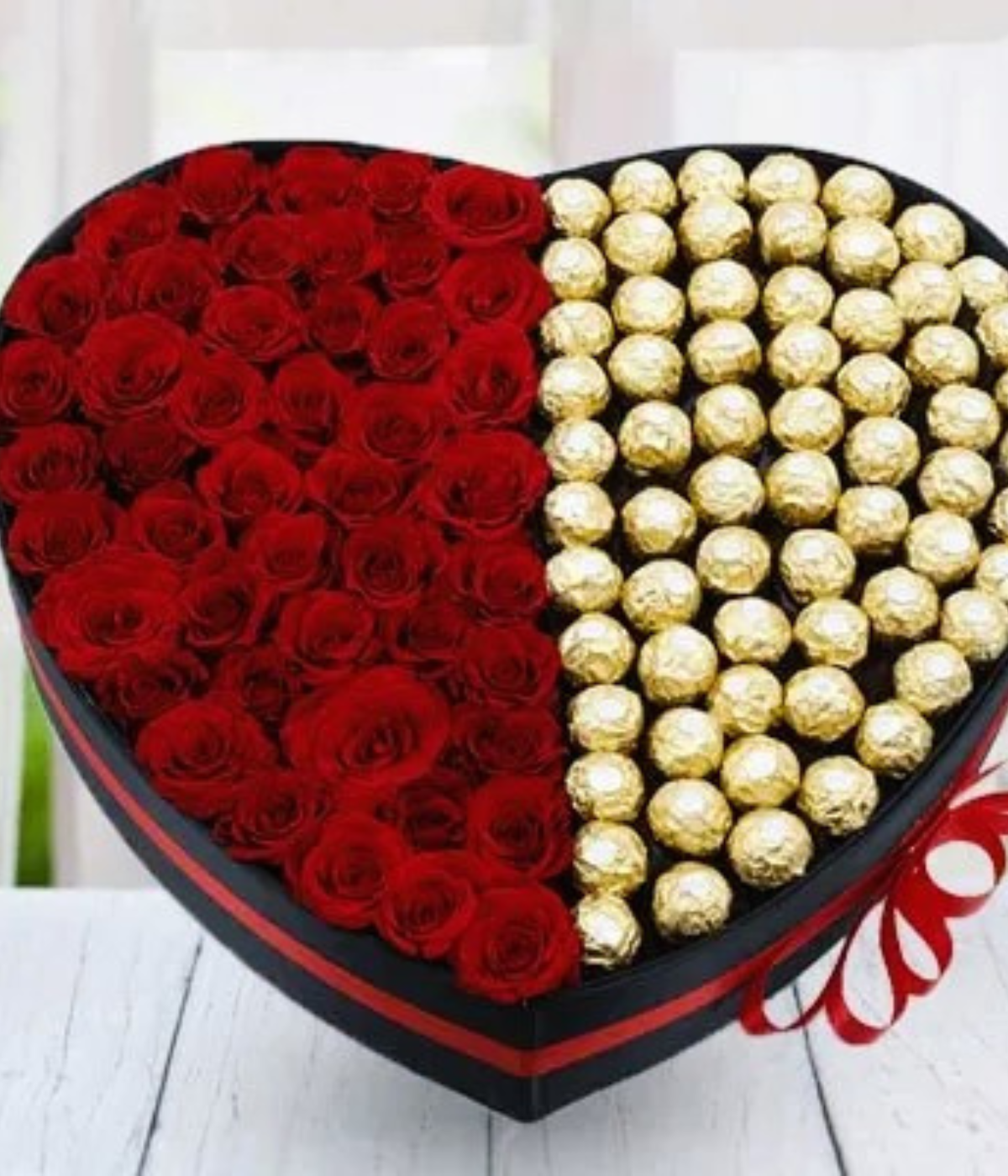 Roses & Ferrero In Heart  Box