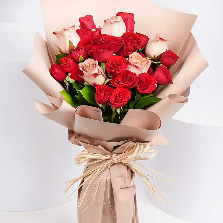 5 Cappuccino and 15 Red Roses Bouquet