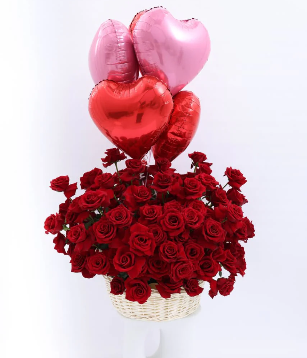 Luxury Rose Basket with Heart Balloons | 170 Ecuador Red Roses