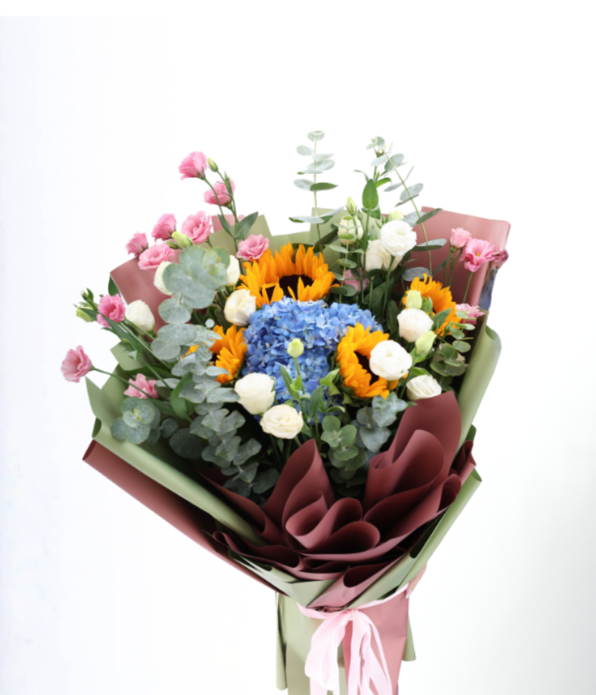 Winter sunflower bouquet