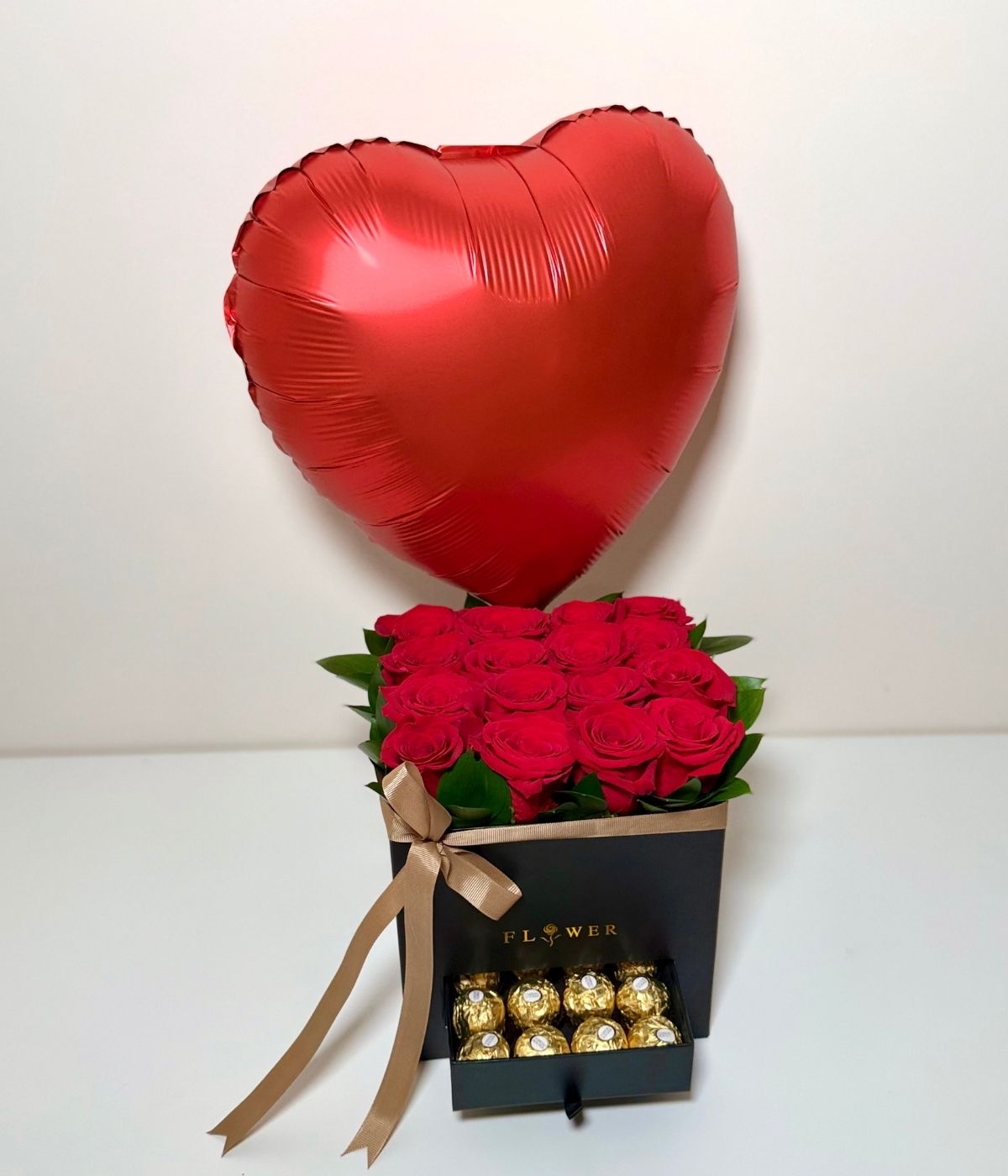 Valentine Delight Gift Box